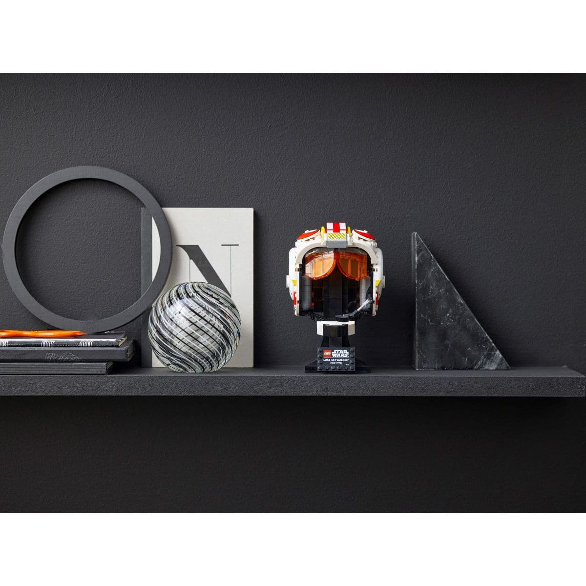 75327 | Luke Skywalker (Red Five) Helmet