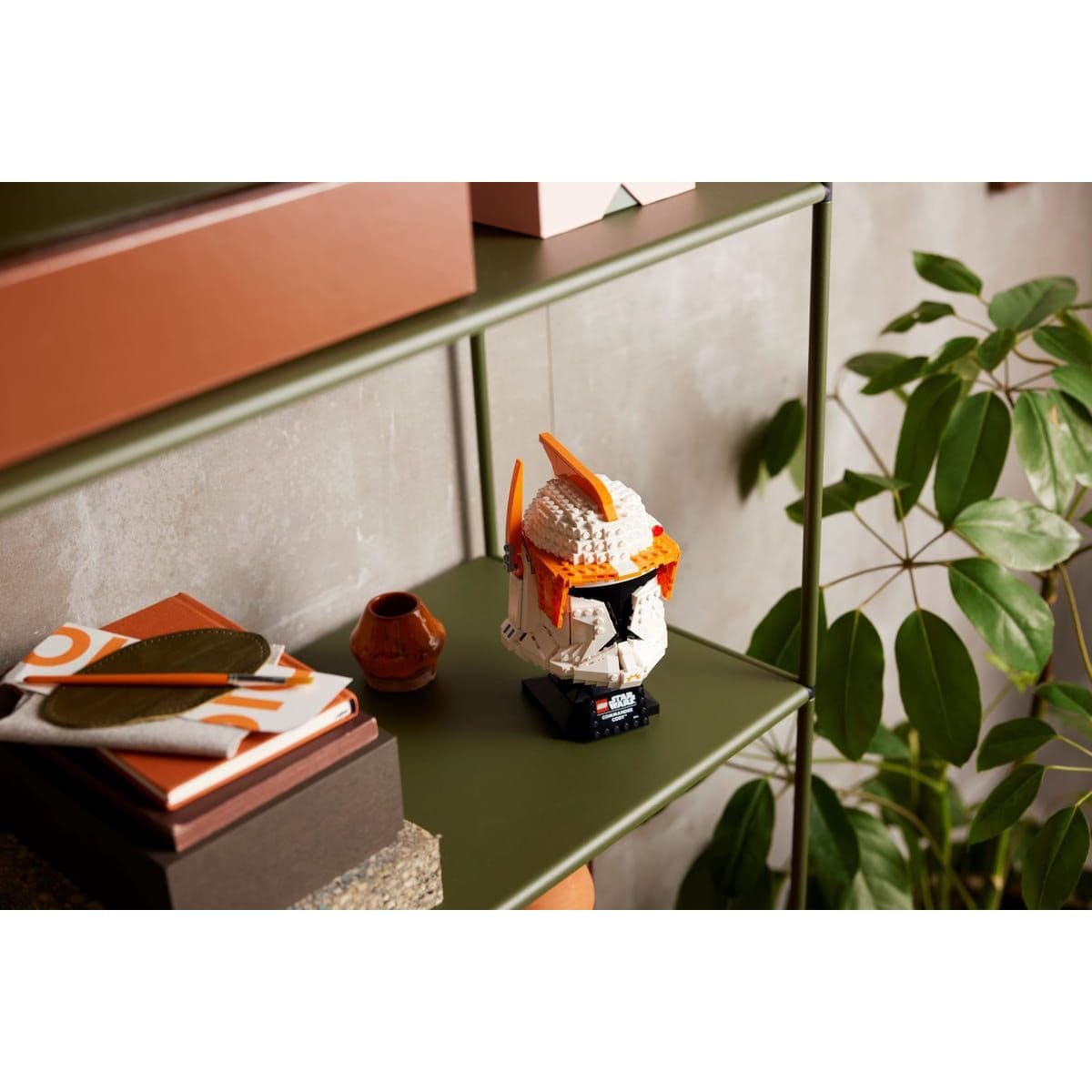 75350 | Clone Commander Cody Helmet