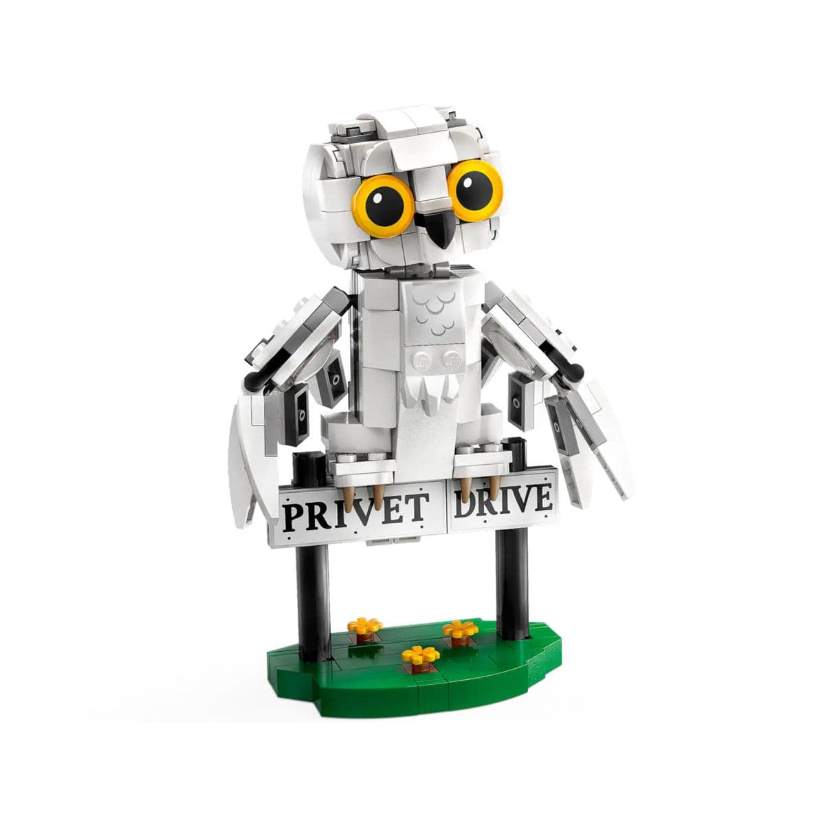 76425 | Hedwig at 4 Privet drive